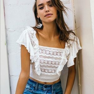 Pacsun Kendall and Kylie cropped lace ruffle top